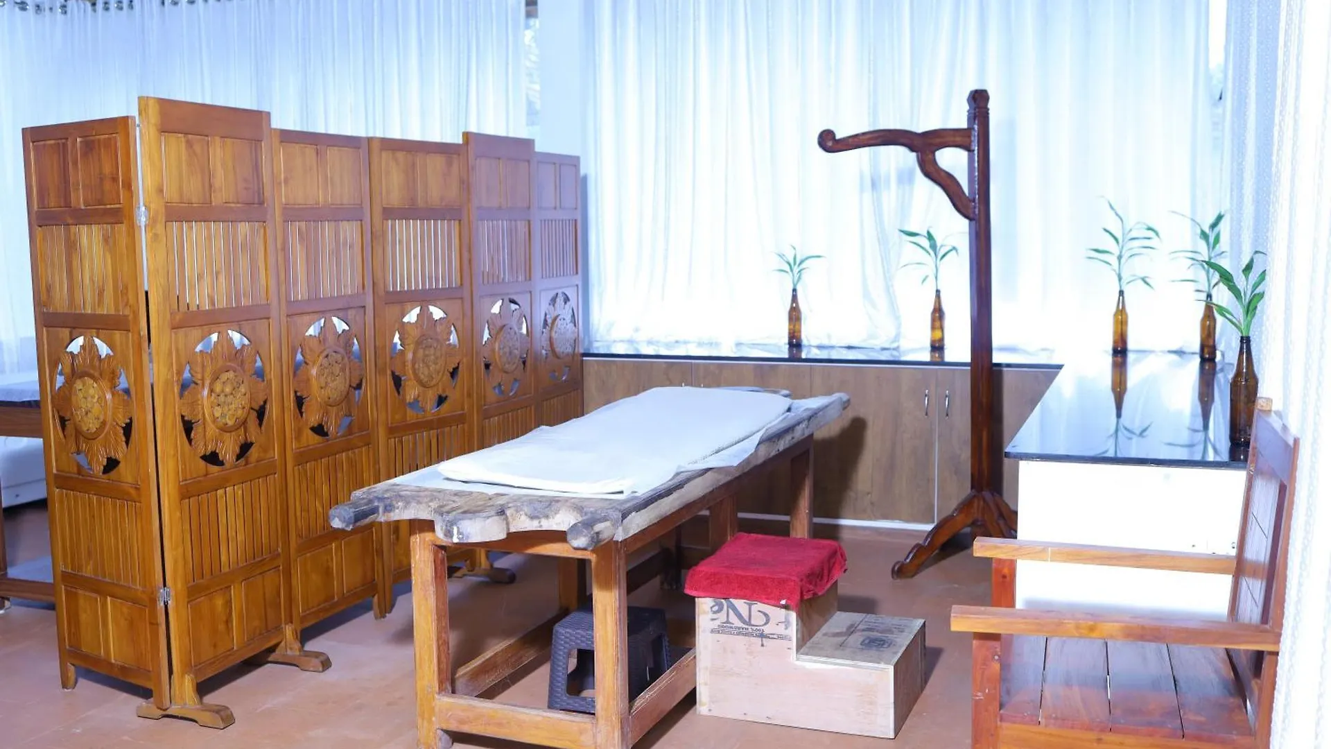 Vajra Ayurveda And Yoga Retreat Aparthotel Kochi