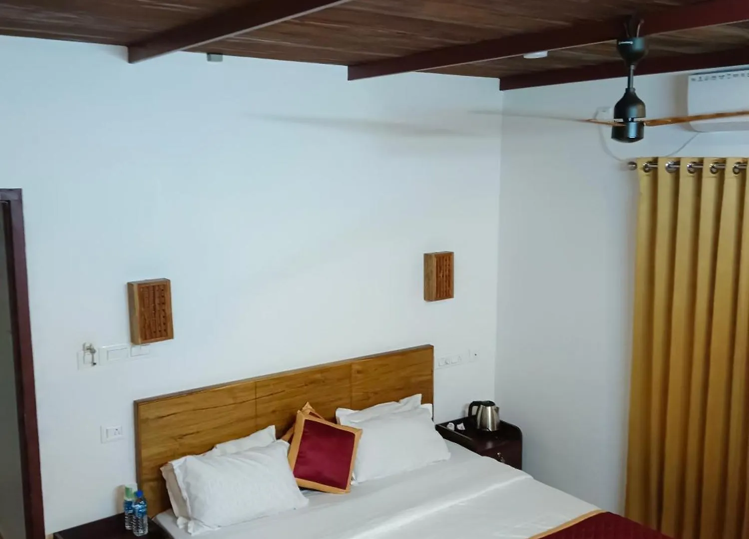 Aparthotel Vajra Ayurveda And Yoga Retreat Kochi