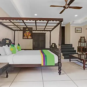 Hotel Treebo Anchor, Kochi