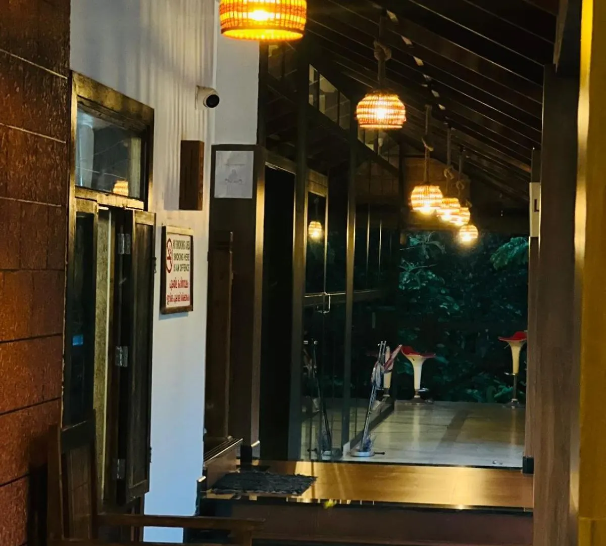 Vajra Ayurveda And Yoga Retreat Aparthotel Kochi