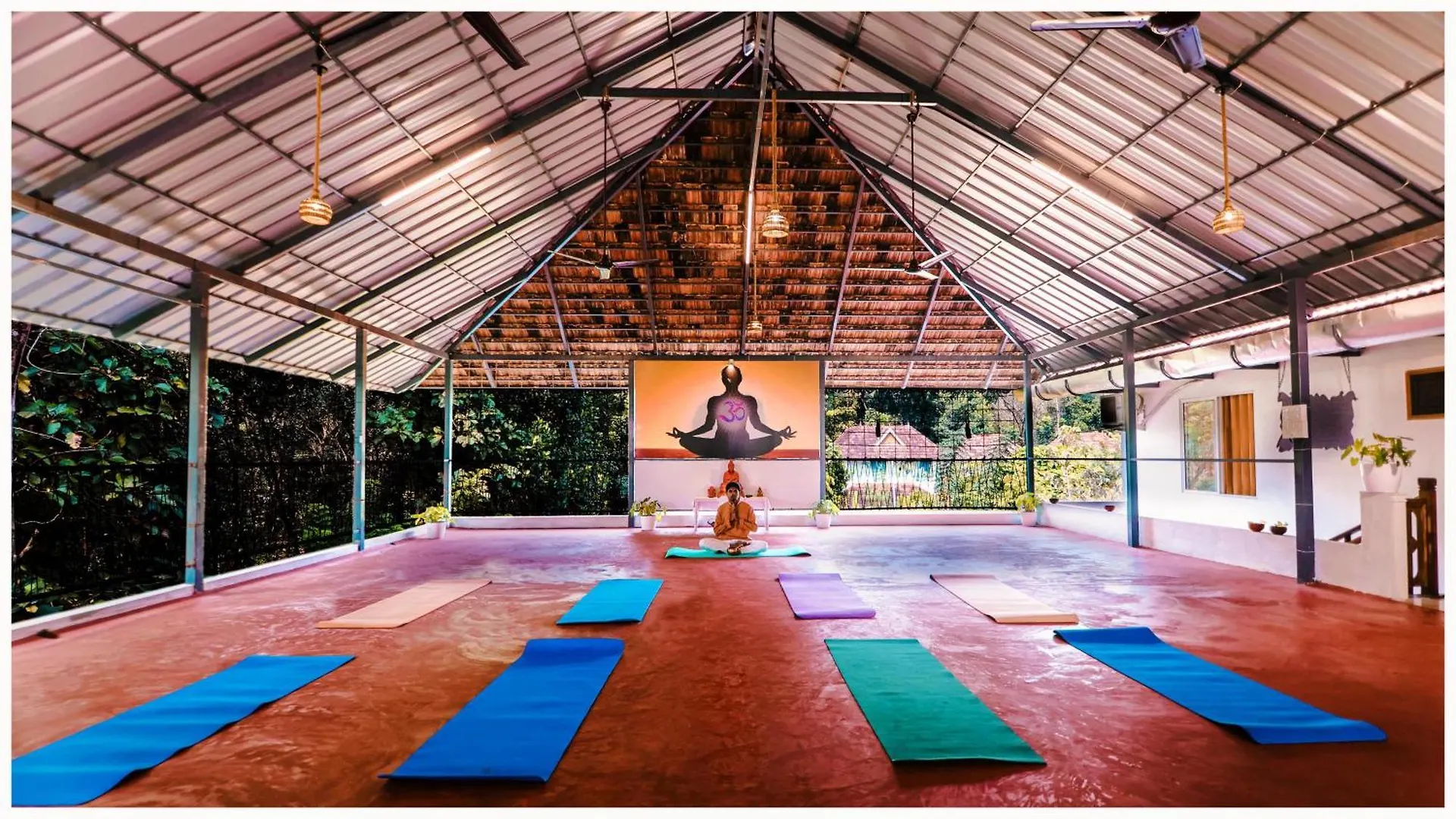 Vajra Ayurveda And Yoga Retreat Aparthotel Kochi India