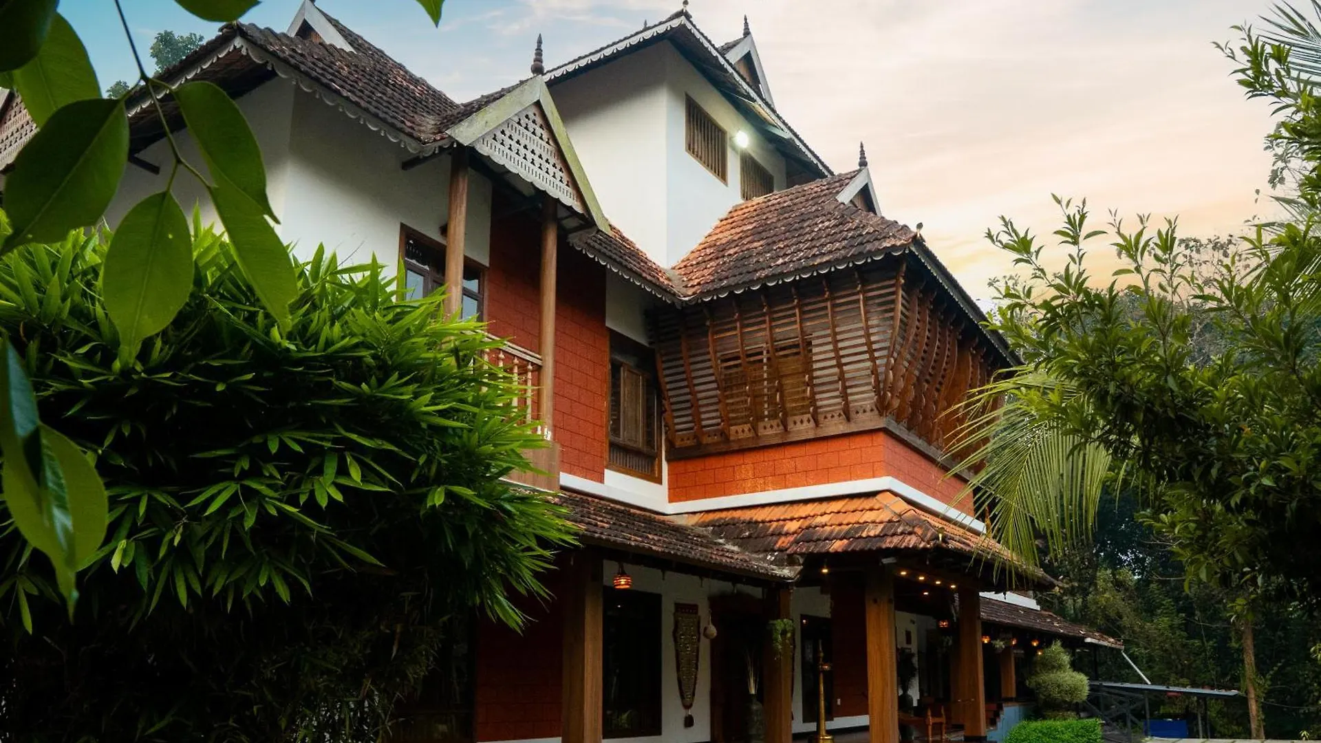 Vajra Ayurveda And Yoga Retreat Aparthotel Kochi India
